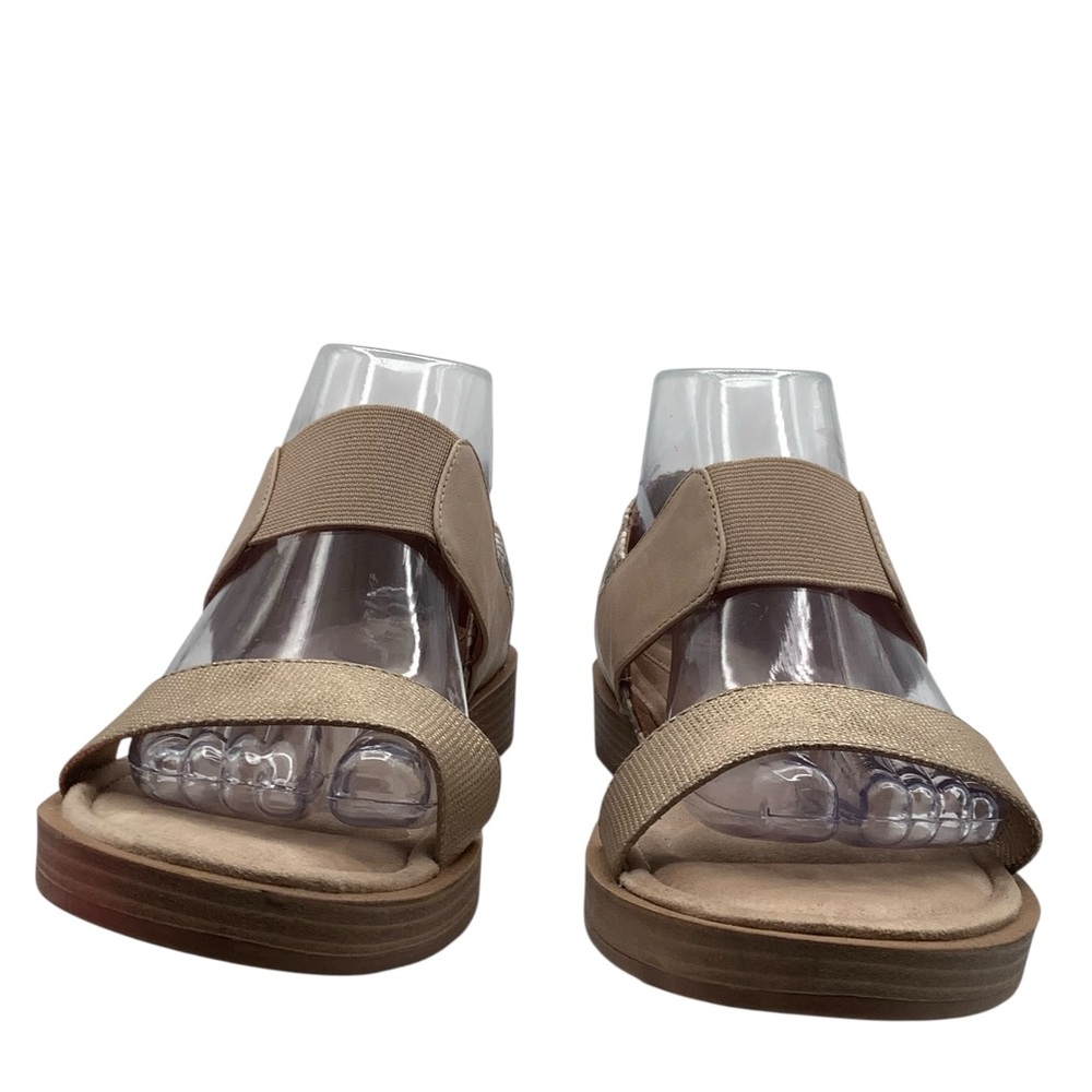 Sofft Euro soft Women's Tan Sandals‎ size 8